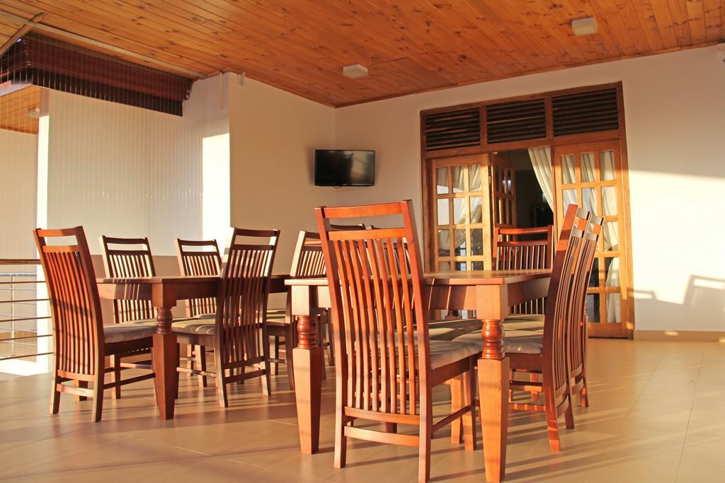 Bluewater Beach Resort Тринкомале Екстериор снимка